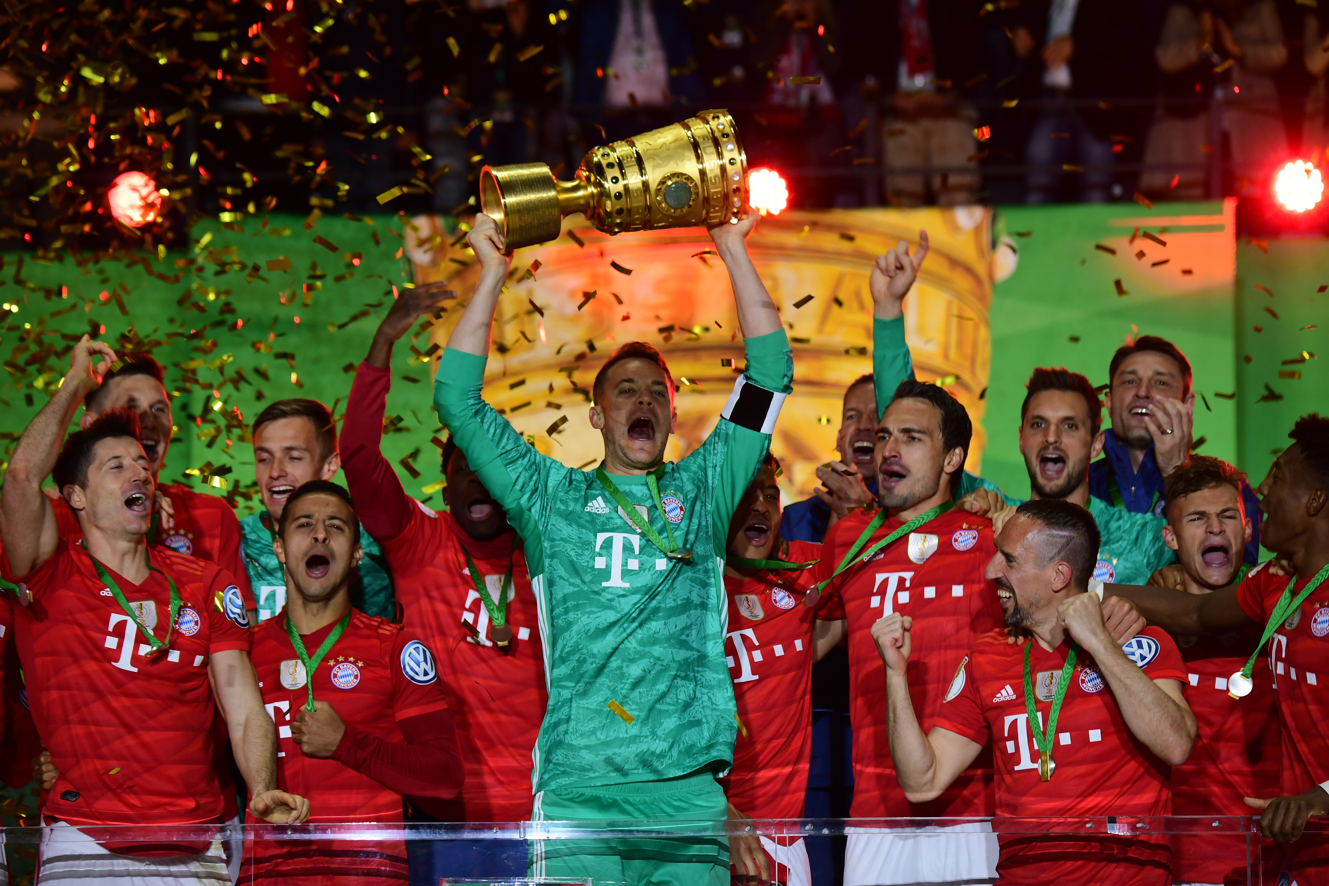 前西班牙主帅：不会给亚马尔任何建议；维尼修斯缺乏足球素养（西班牙前主帅：不会向亚马尔提建议，称维尼修斯足球素养不足）