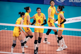 德保罗：梅西的影响力无需过多解释，我们应尽情欣赏他的表演（德保罗：梅西的影响力不言自明，尽情享受他的表演）