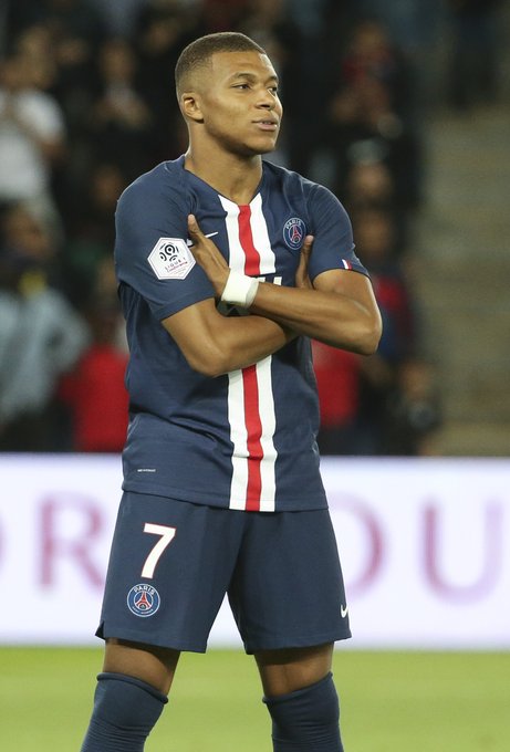 阿莱格里：也许我错了，但福法纳凭他的潜力要有更大雄心（阿莱格里：或许我有误判，但凭福法纳的天赋应怀更高雄心）