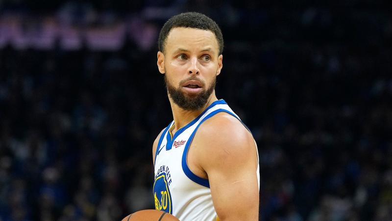 罗马诺：奥纳纳会在夏天回到曼联，但曼联还会为他找下家（罗马诺：奥纳纳今夏重返曼联，俱乐部仍将为其寻找下家）