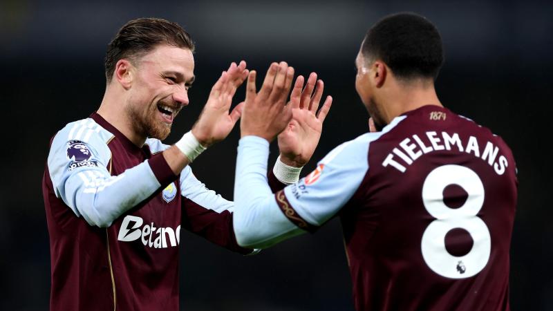 美记：独行侠仍在考虑升级现有的核心阵容，不会直接放弃老将（美媒记者：独行侠正评估强化核心阵容方案，不会直接舍弃老将）